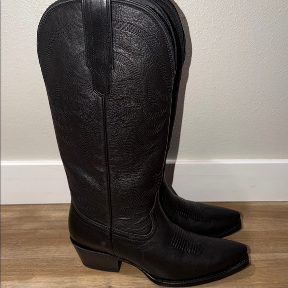 Tecovas Dark Leather Footwear - Picture 2 of 5